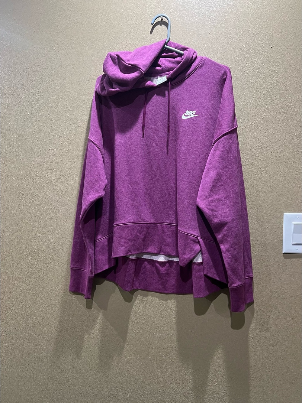 Nike Women’s Magenta Pullover Hoodie with Logo